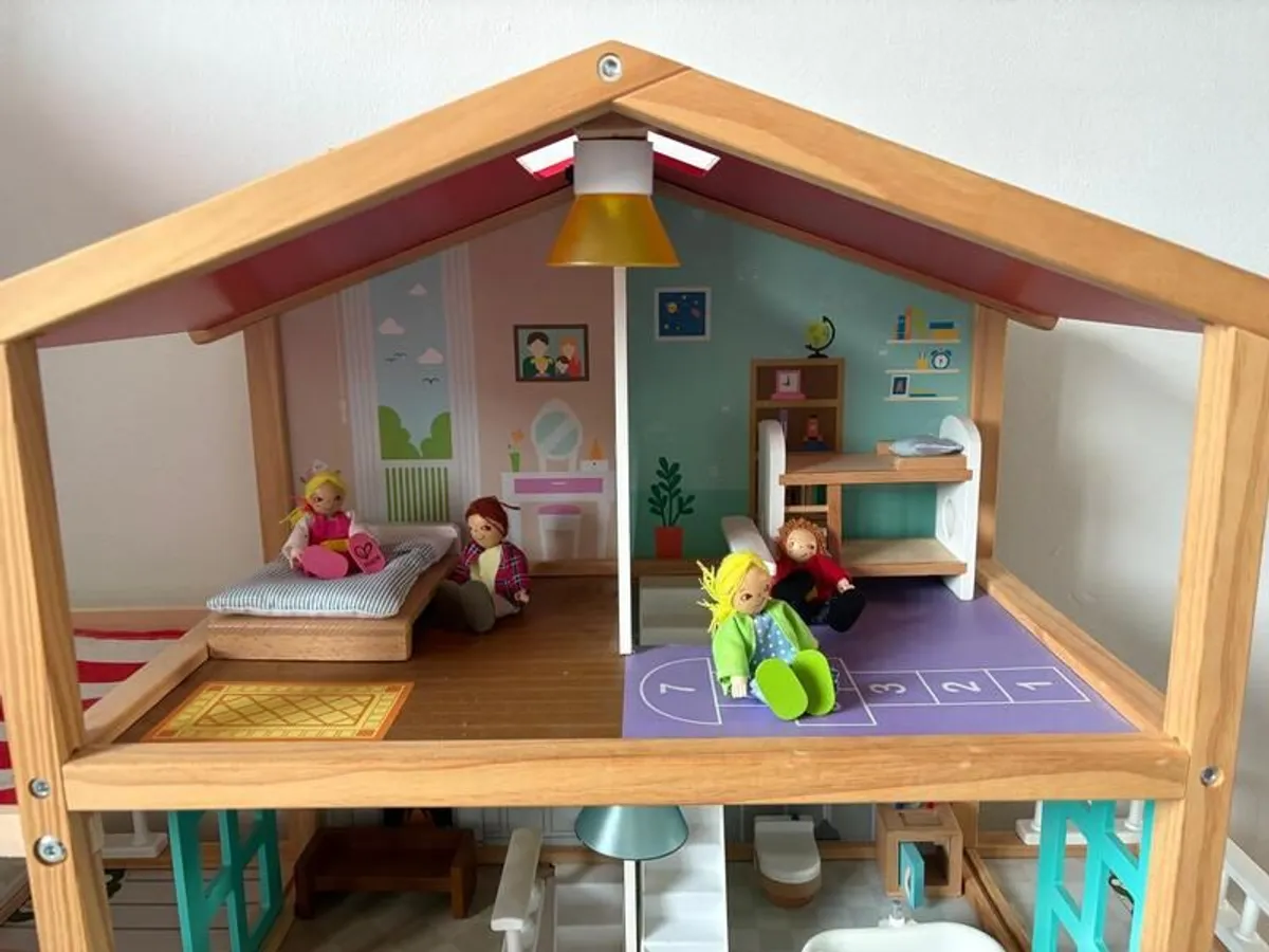 Wooden Dollhouse - Image 2