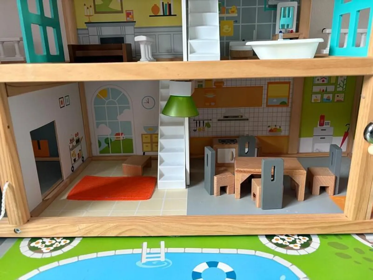 Wooden Dollhouse - Image 3