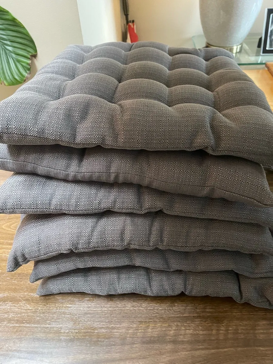 As New - 6 x Modern Quality Grey Thick Cushions - Image 2