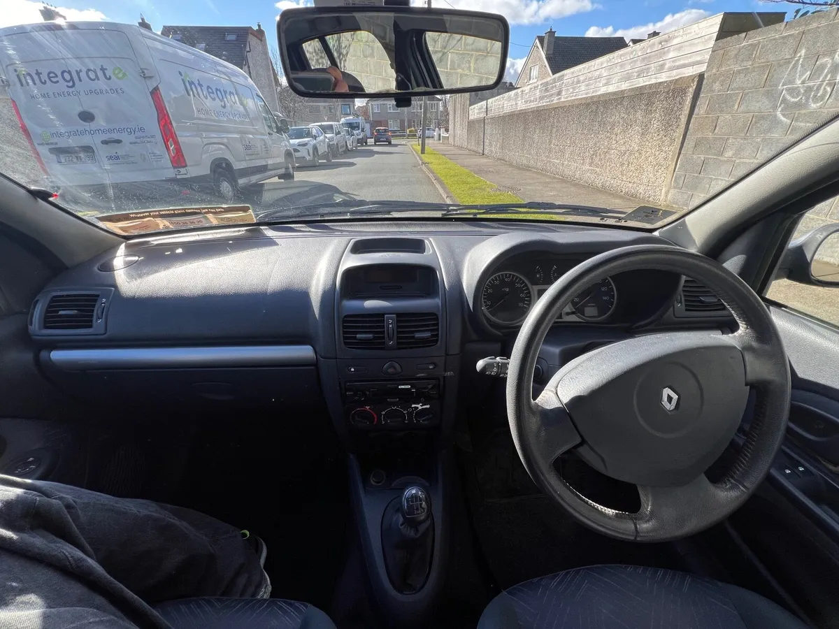 Renault Clio 54k miles - Image 3
