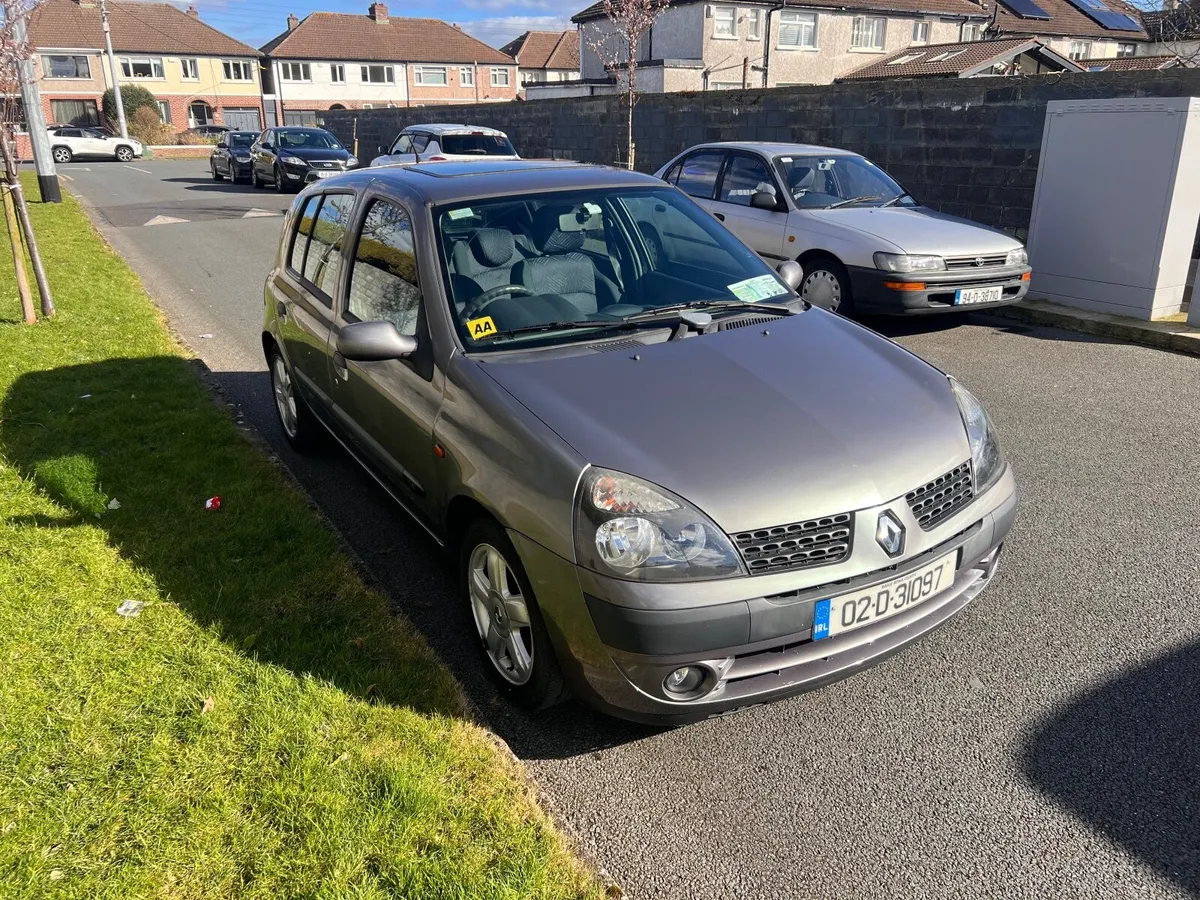 Renault Clio 54k miles - Image 1