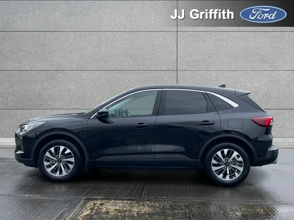 Ford Kuga 2.5 Duratec 225PS PHEV Titanium Auto - Image 3