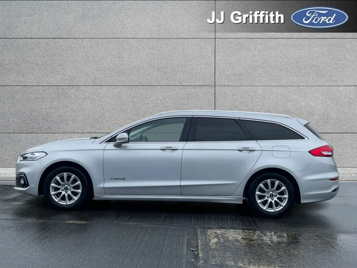 Ford Mondeo 2.0 HEV Titanium HEV - Image 2