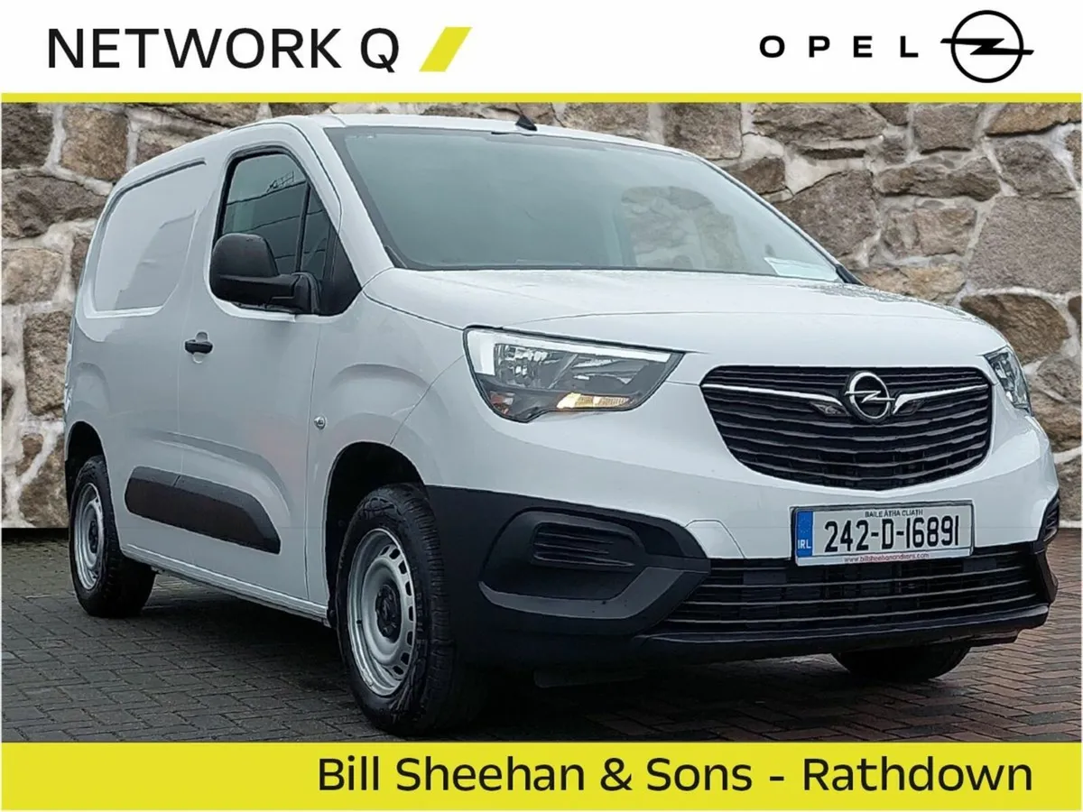 Opel Combo Edition Plus KOMFORT 3 SEATER VAN - Image 1