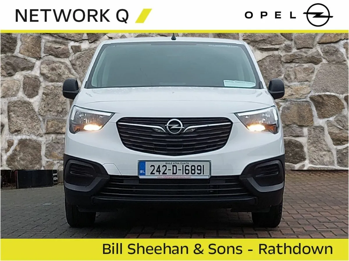 Opel Combo Edition Plus KOMFORT 3 SEATER VAN - Image 2