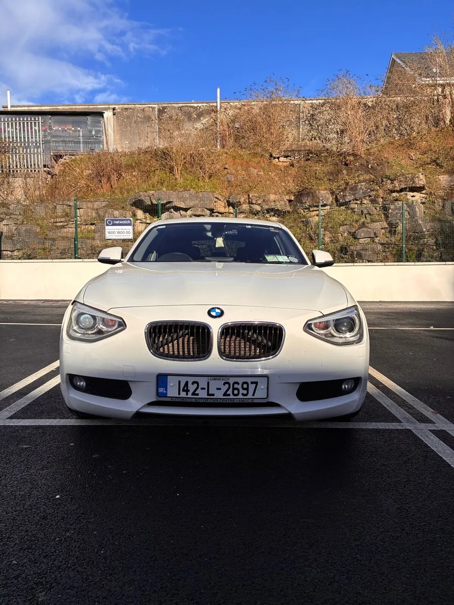 142 BMW 1 Series-Auto. 1.6 Petrol. Low Mileage - Image 4