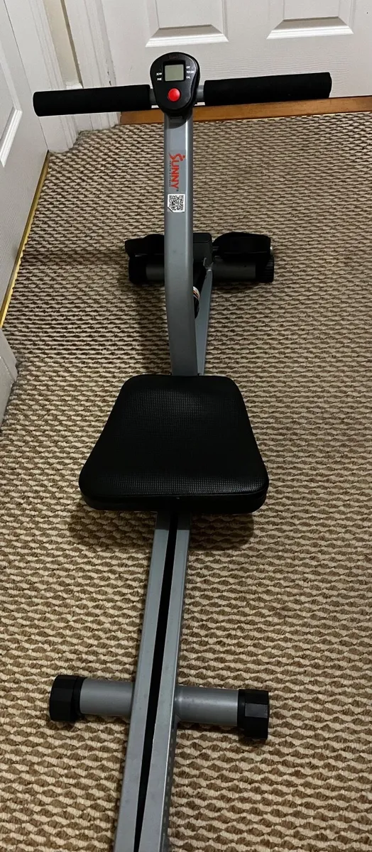 Foldable Rowing Machine - Image 1