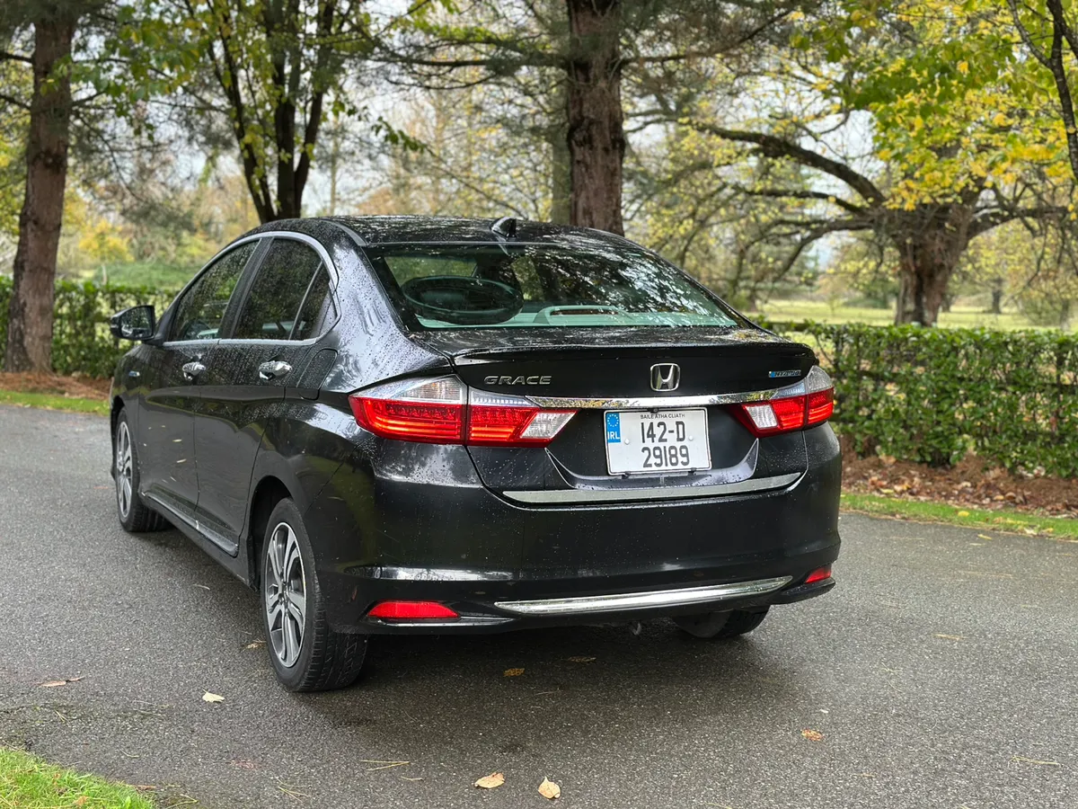 Honda Grace Automatic Hybrid Fresh NCT 11/26 - Image 3