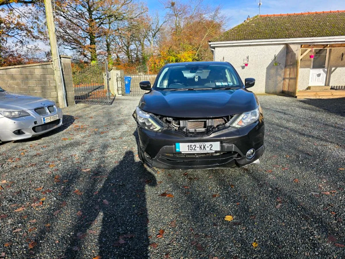 Nissan Qashqai 2015 pure drive - Image 2