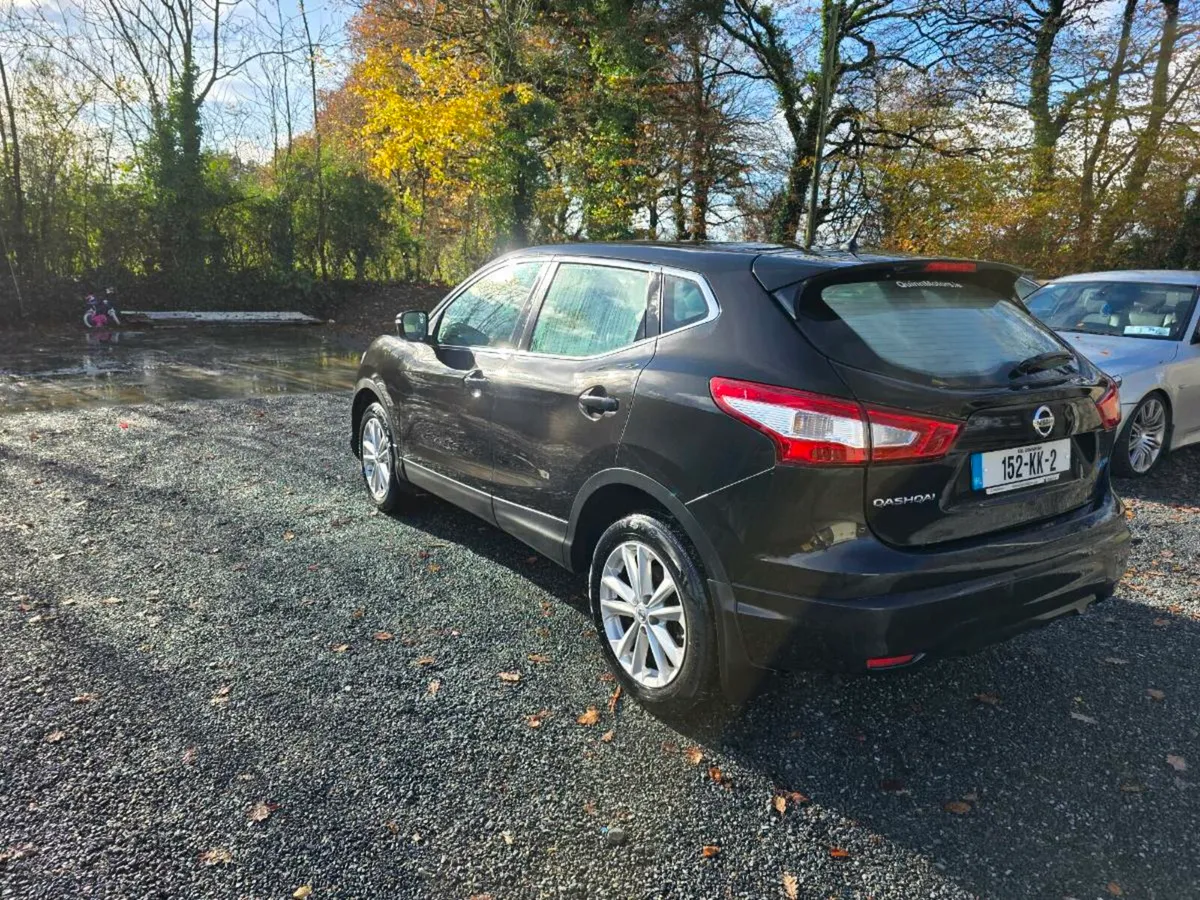 Nissan Qashqai 2015 pure drive - Image 4