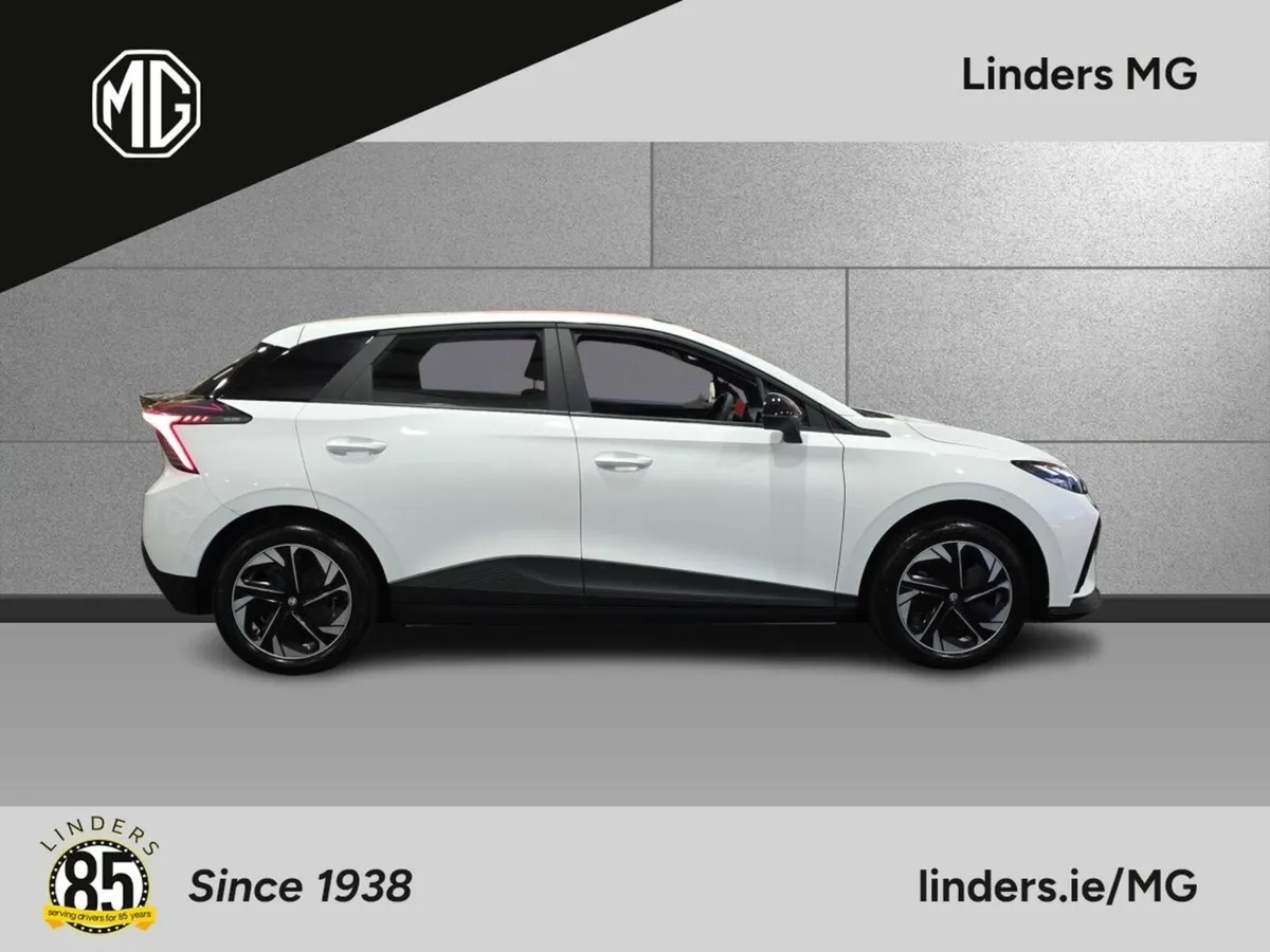 MG MG4 TAXI OFFER €11845 - 350KM Range - Image 4