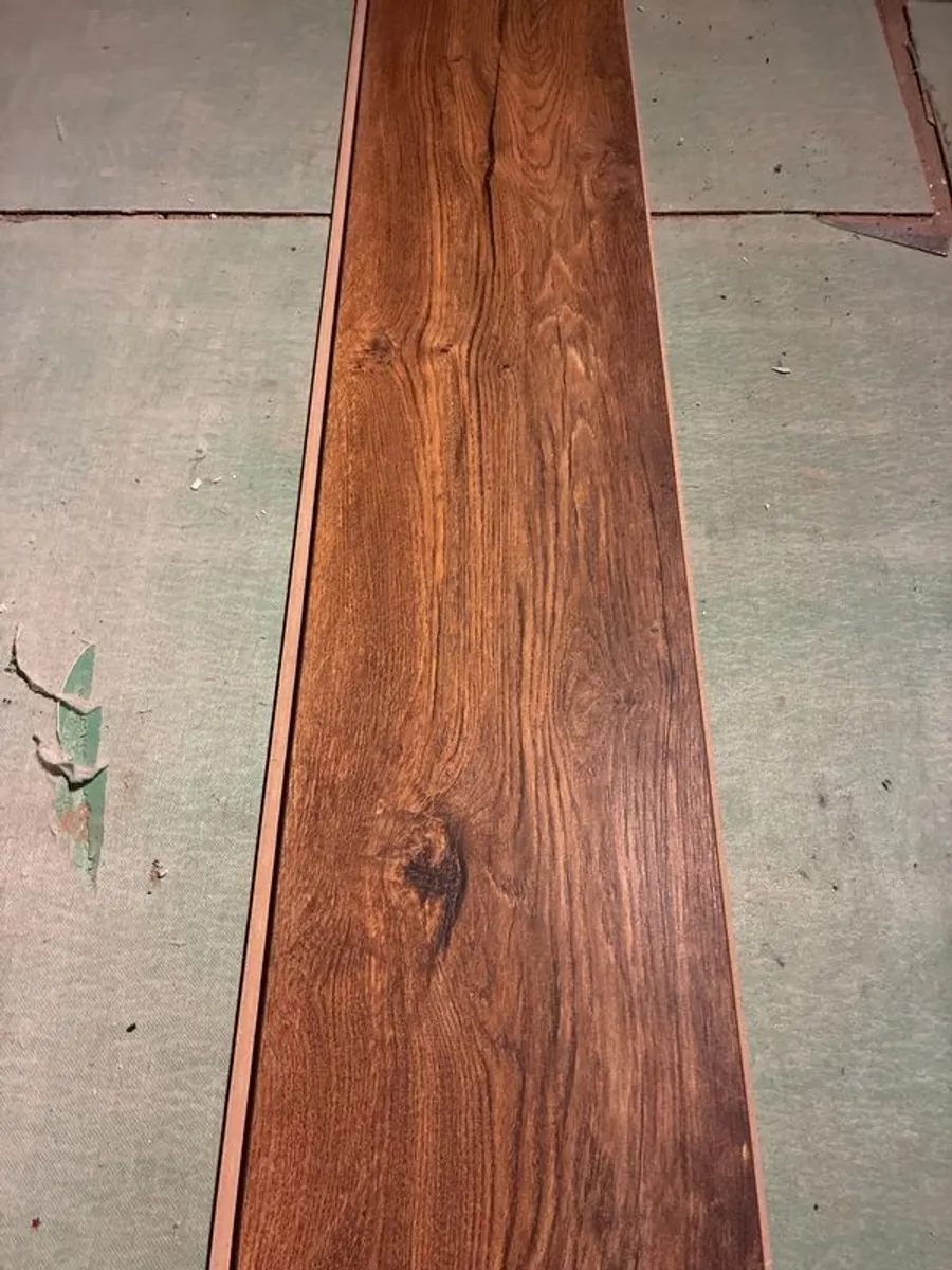20+ Sqm 12mm Harbour Oak Laminate - Image 4