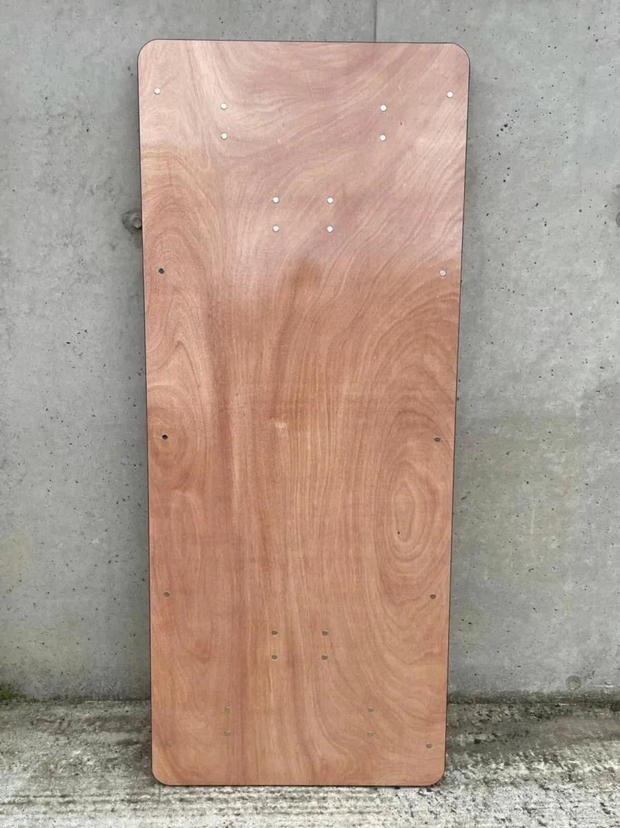 Folding Wooden Trestle & Round table commercial - Image 3