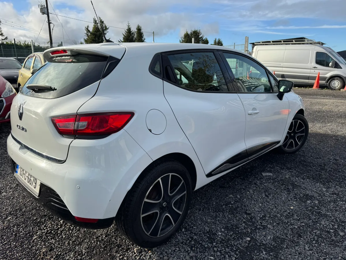 Renault Clio - Image 3