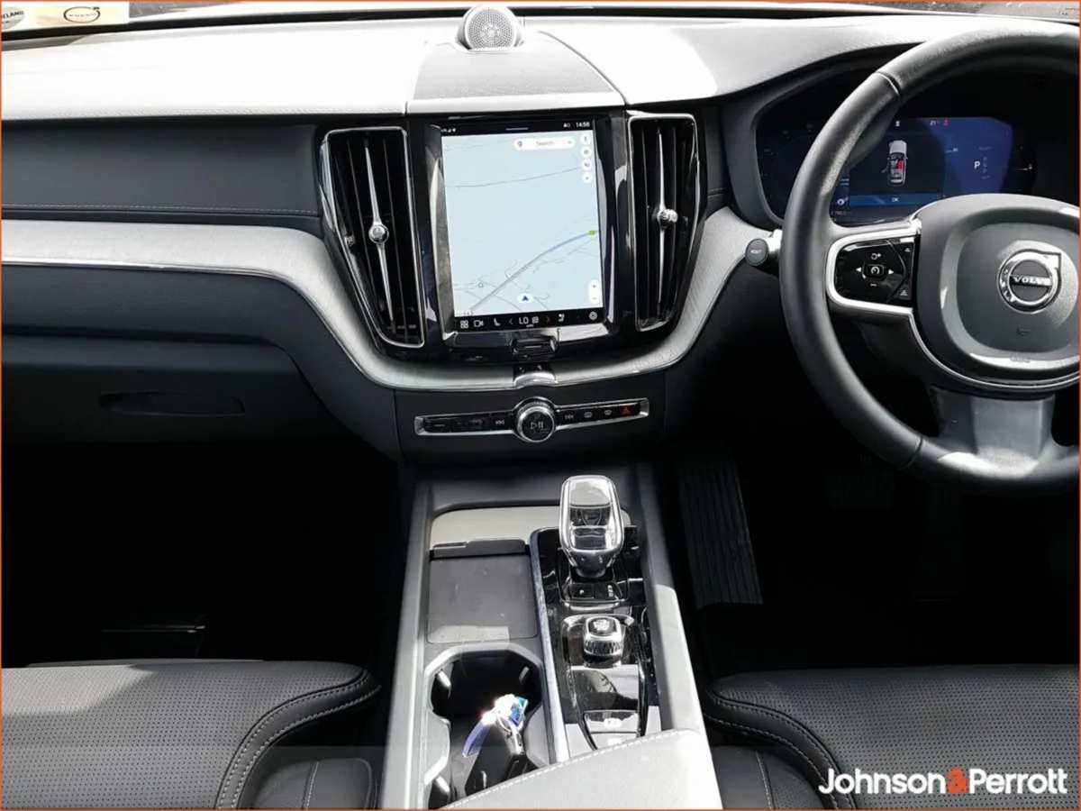 Volvo XC60 T6 350 bhp AWD PHEV Ultra Bright (Venti - Image 2