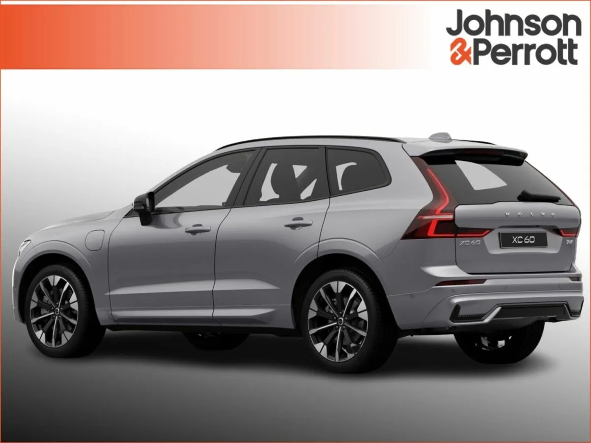 Volvo XC60 T6 350bhp AWD Plus Dark - Aurora Silver - Image 3