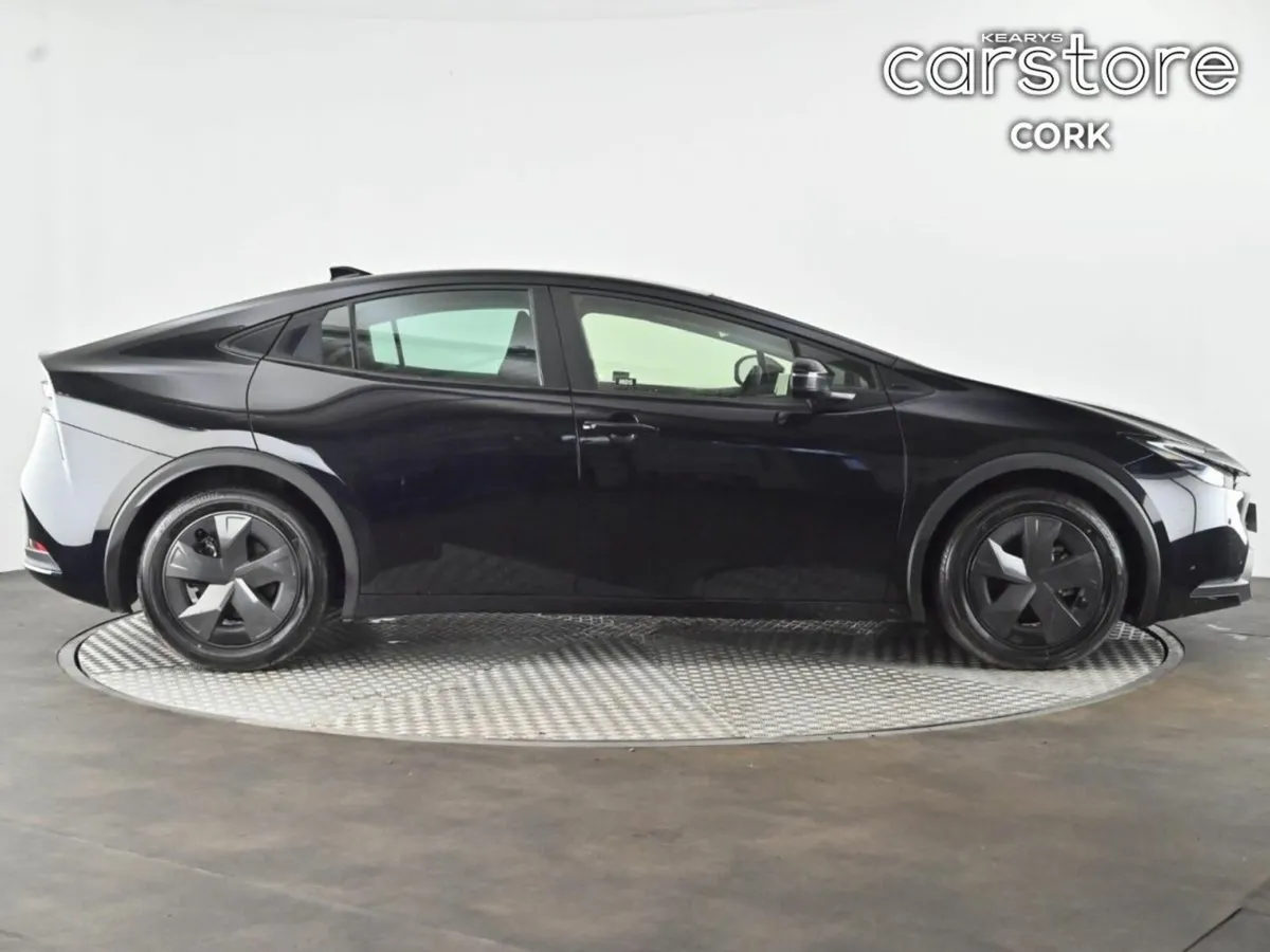 Toyota Prius 1.8 Hybrid Auto - Image 2