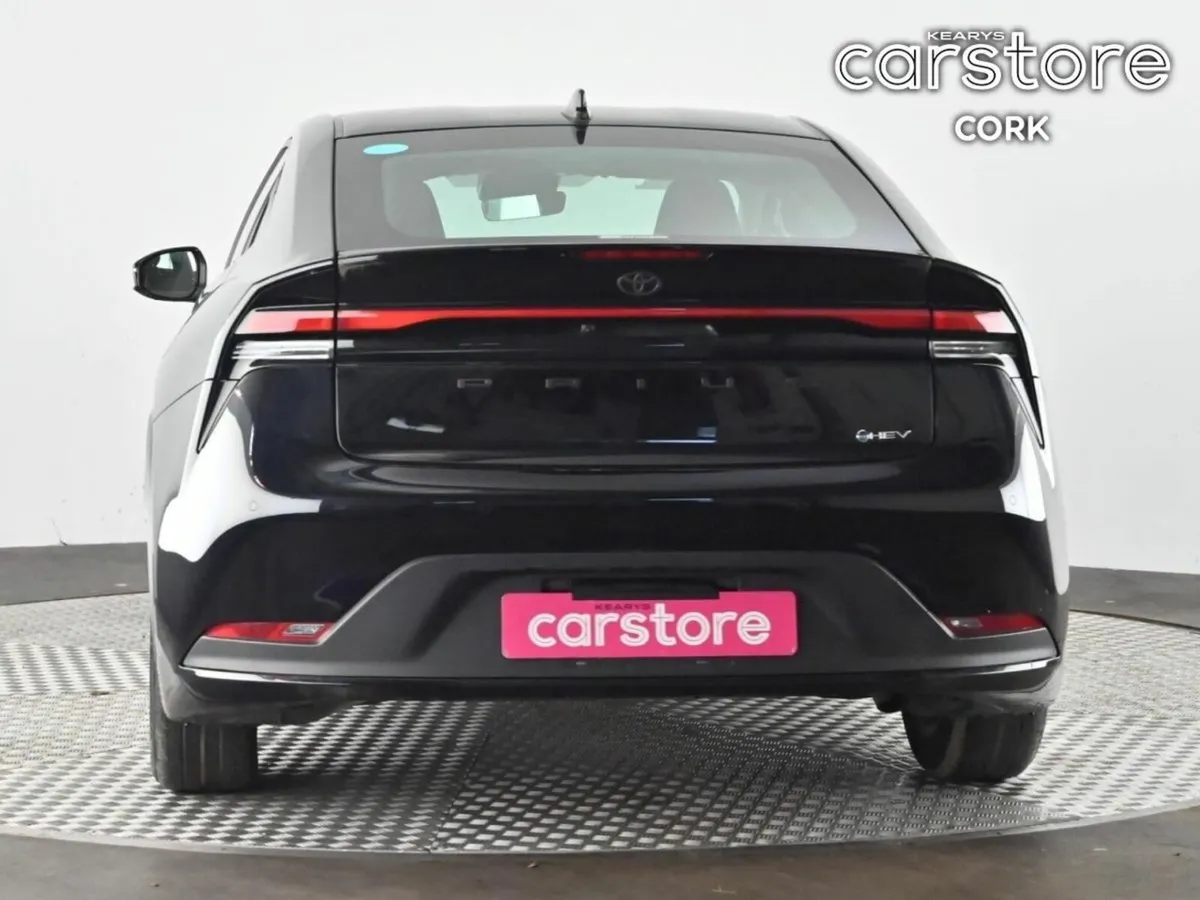 Toyota Prius 1.8 Hybrid Auto - Image 4