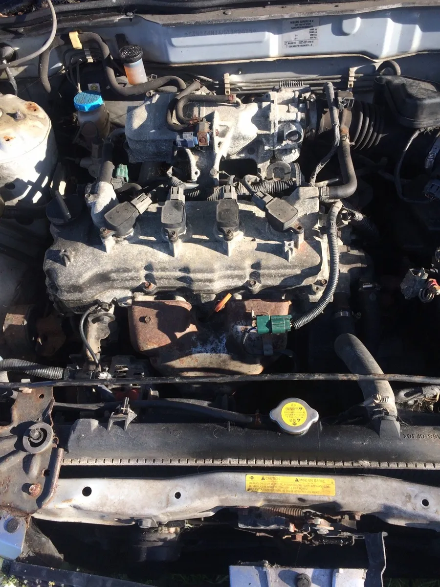 Nissan Almera 03 petrol for Sale - Image 3