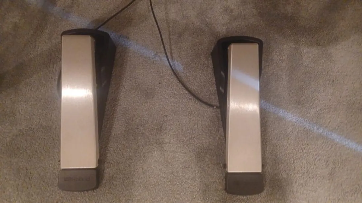 Roland TD-02K White Electronic Drumkit - Image 3