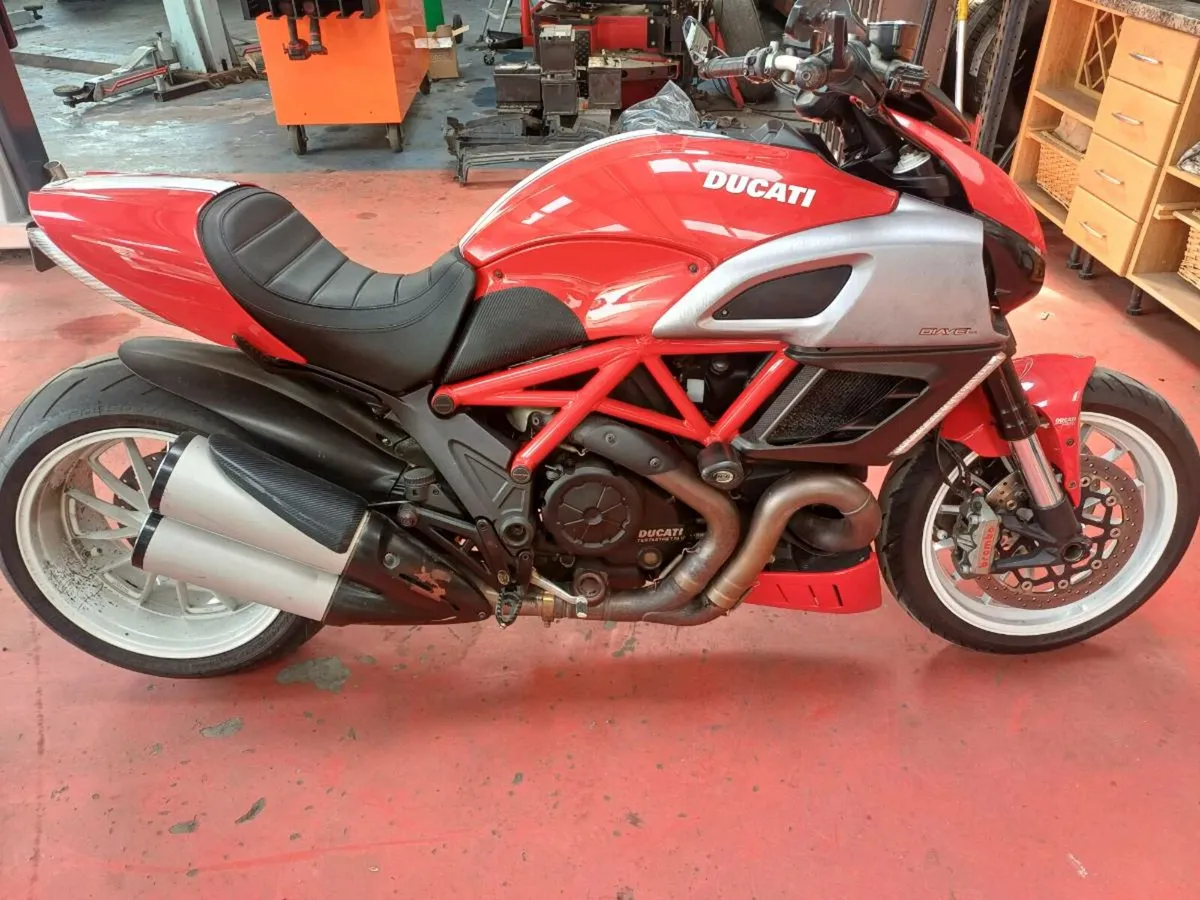Ducati diavel - Image 1
