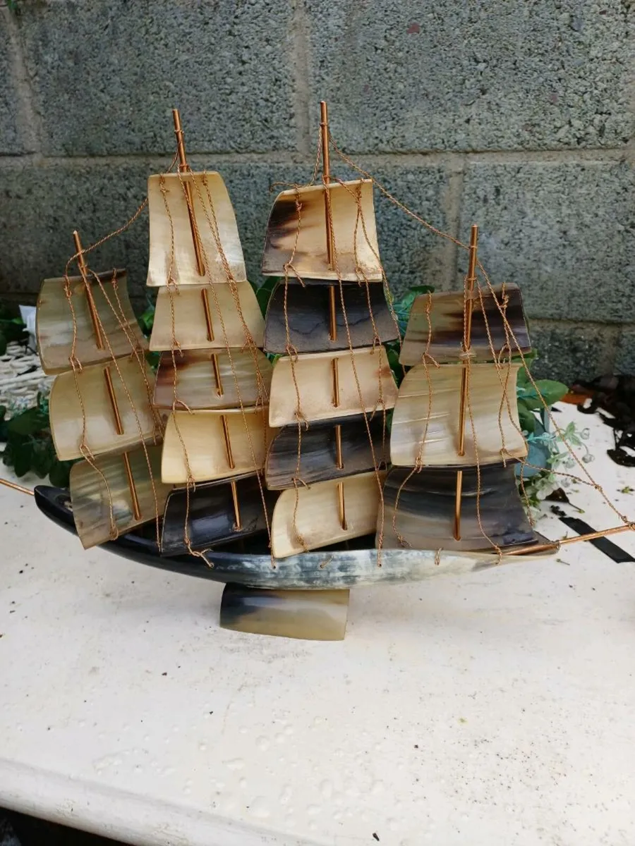 Vintage Handcrafted Horn Ship & Birds - Image 4