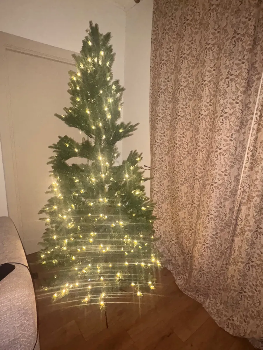 Pre-Lit Christmas Tree - Image 2