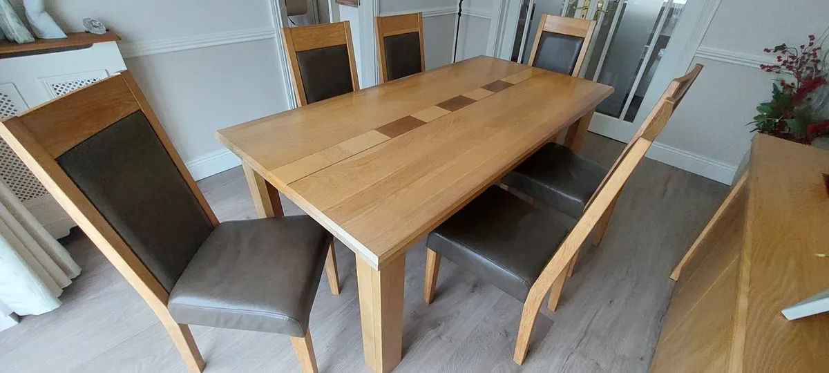 Solid Oak Dining Room Table and Chairs - Image 3