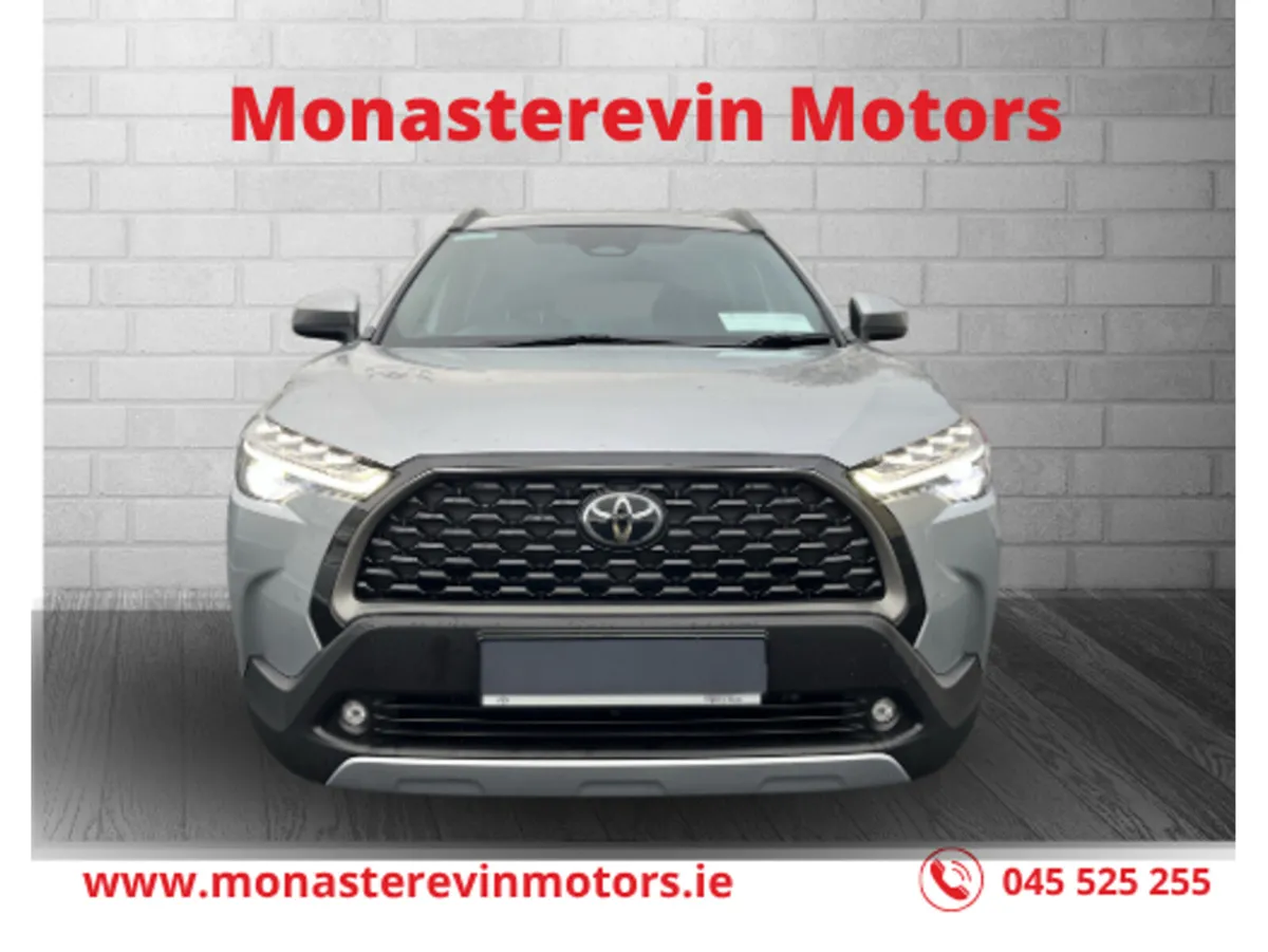 Toyota Corolla CROSS 1.8 SPORT 4DR A - Image 2