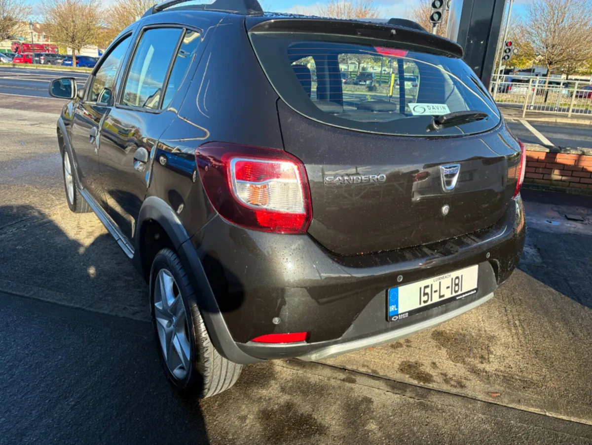 Dacia Sandero STEPWAY SIGNATURE 1.5 DCI 90 4 - Image 3