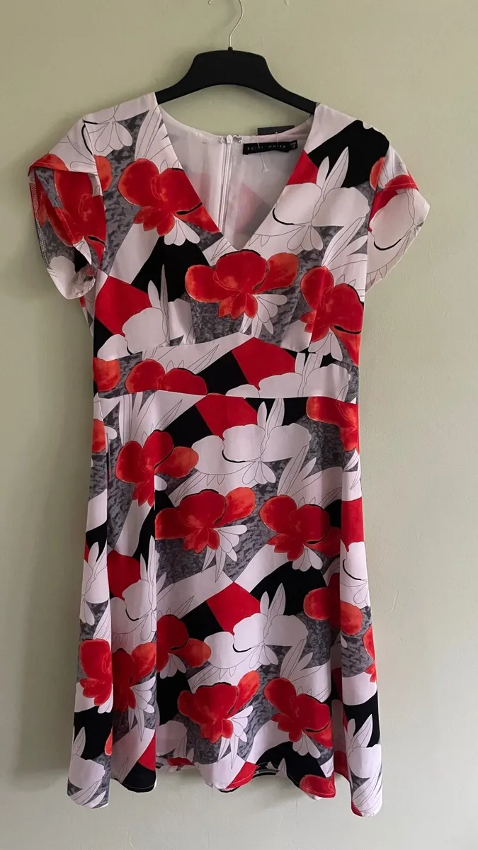 Women’s dress 12 - Image 1