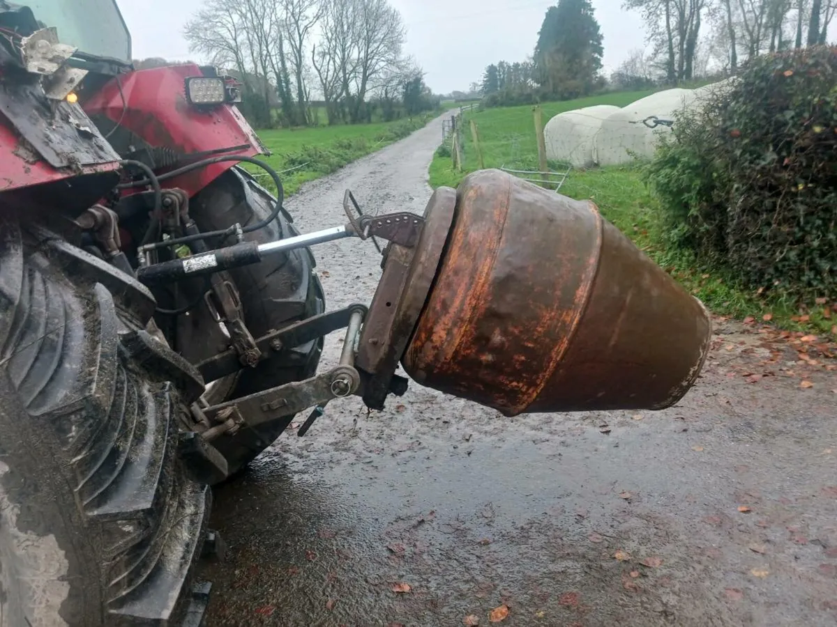 Concrete Mixer - Image 1