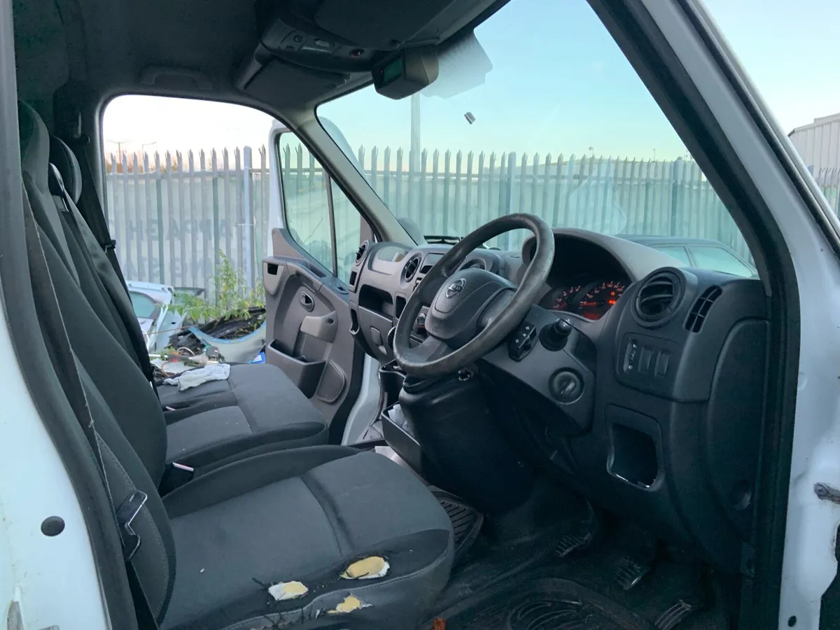 Nissan nv400 200kms 2014 - Image 2