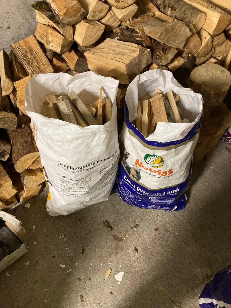 Bags of kindling - Image 2