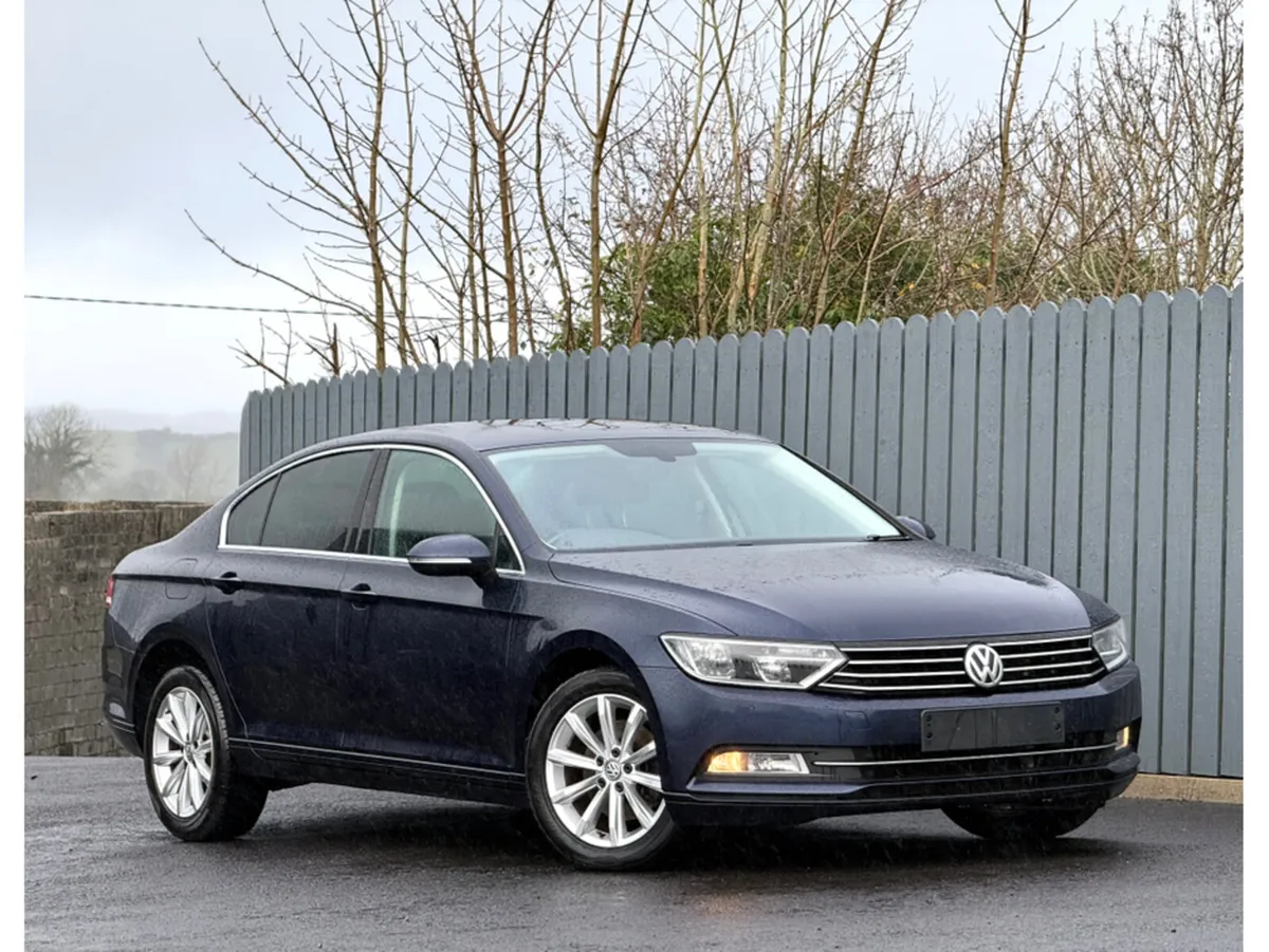Volkswagen Passat 2017 VOLKSWAGEN PASSAT SE 2.0 TD - Image 1