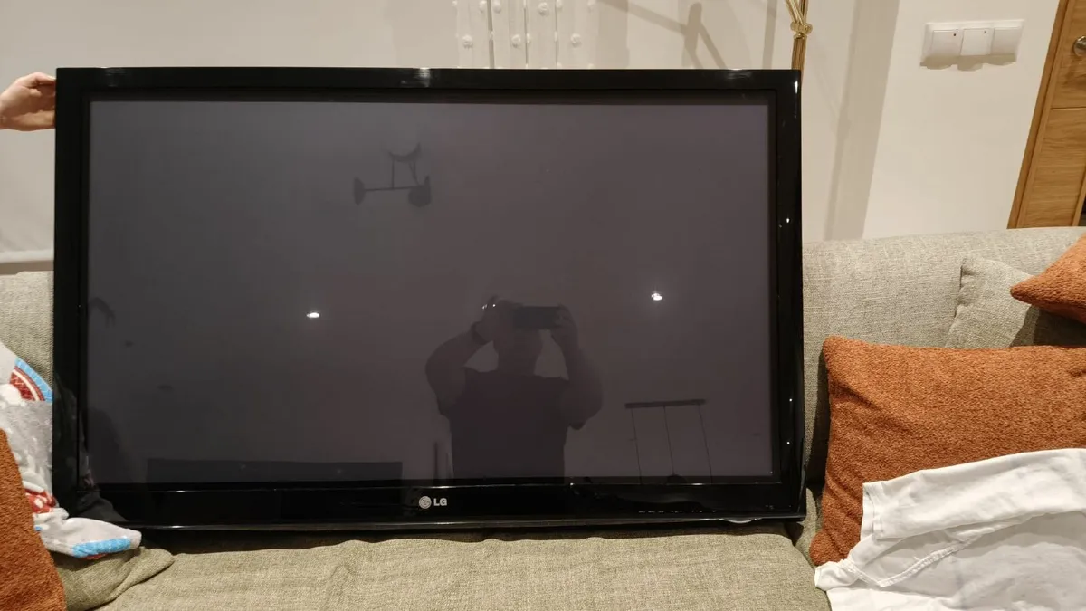 lg 55 inch tv - Image 1