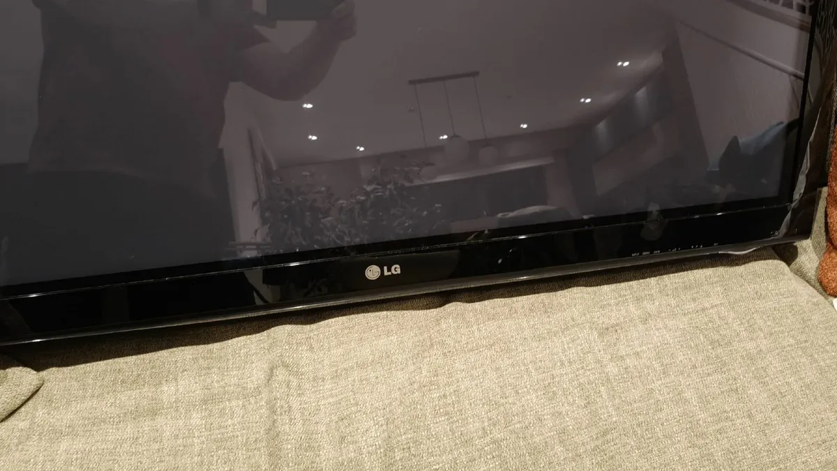 lg 55 inch tv - Image 2