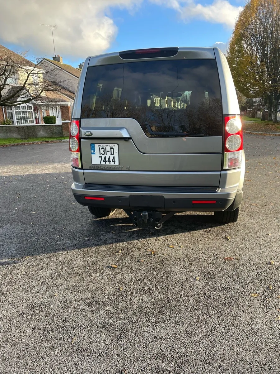 Land Rover Discovery 4 - Image 4