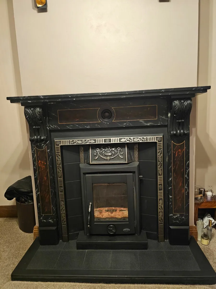 Fireplace  and stove - Image 4