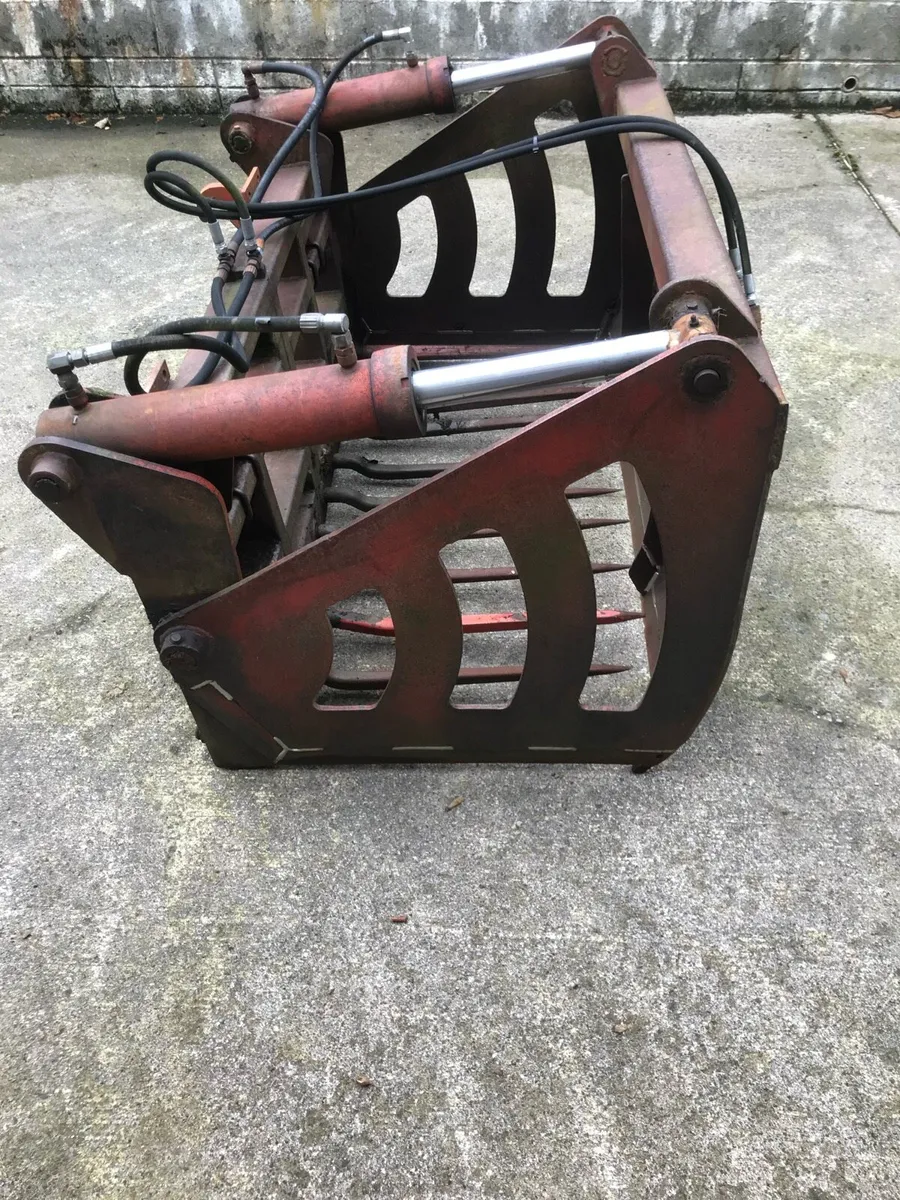 Silage shear grab - Image 1