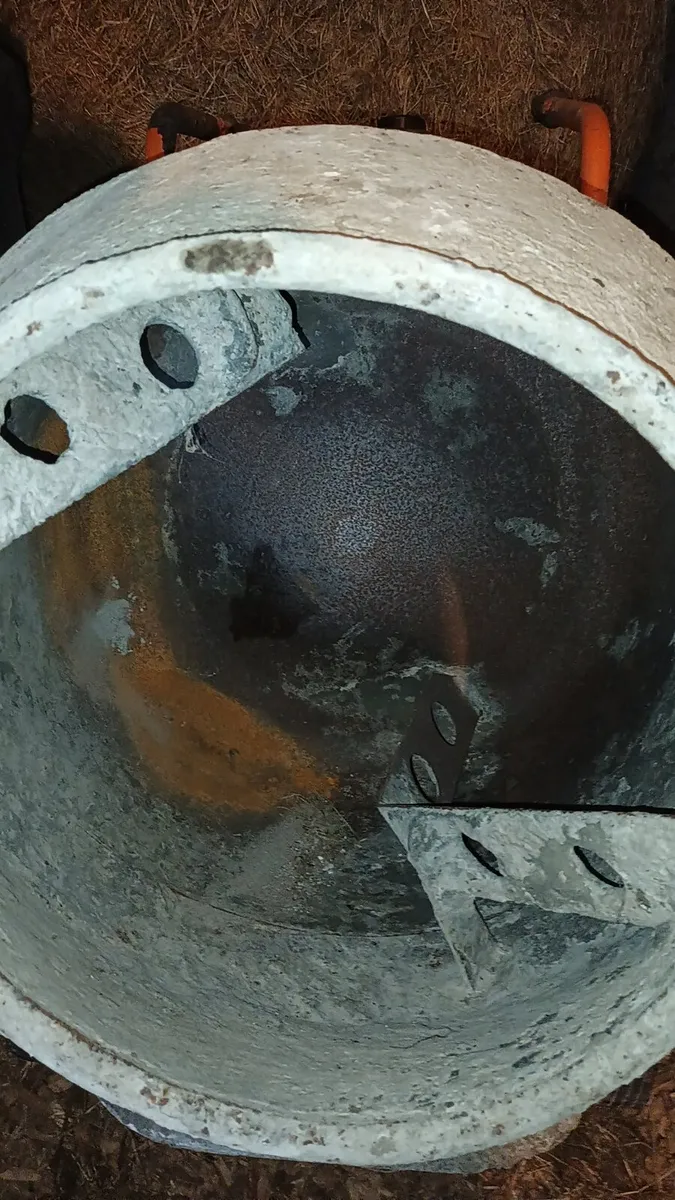 Bella cement mixer - Image 3