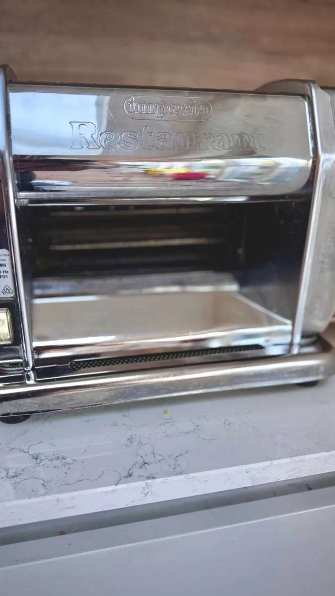 Imperia Restaurant Electric Pasta Machine - Image 1