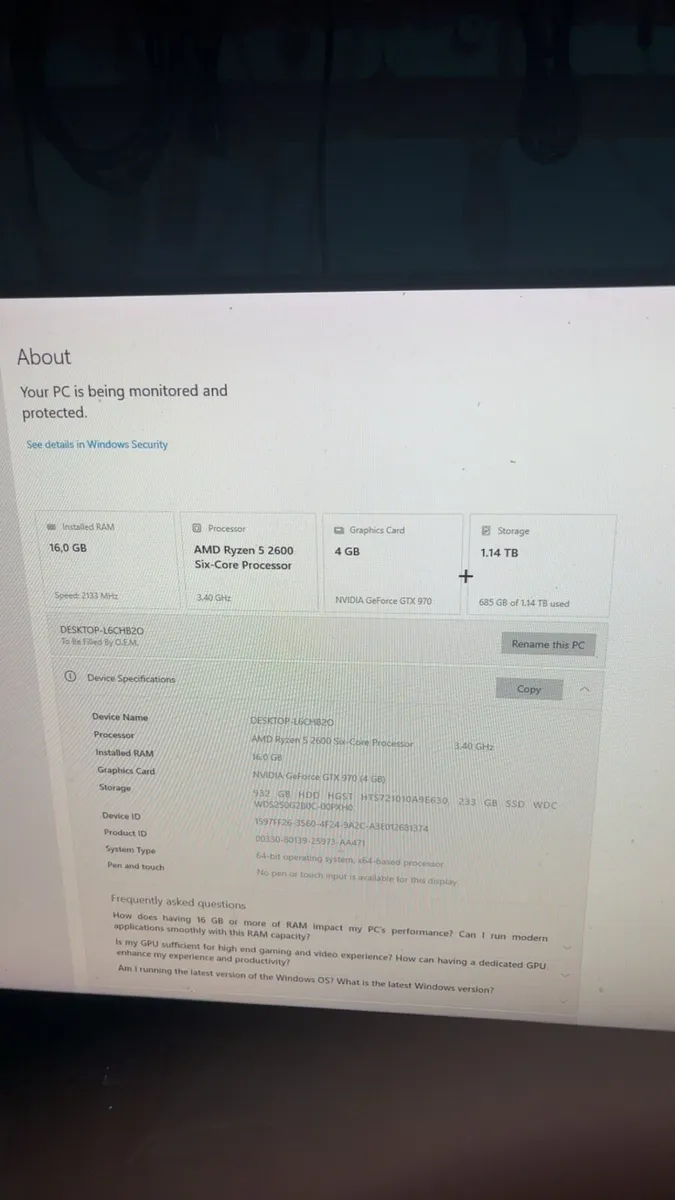 Gaming setup - Image 1