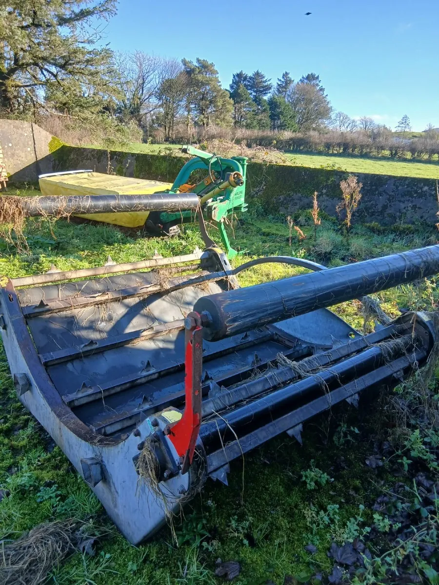 Bale unwinder - Image 1