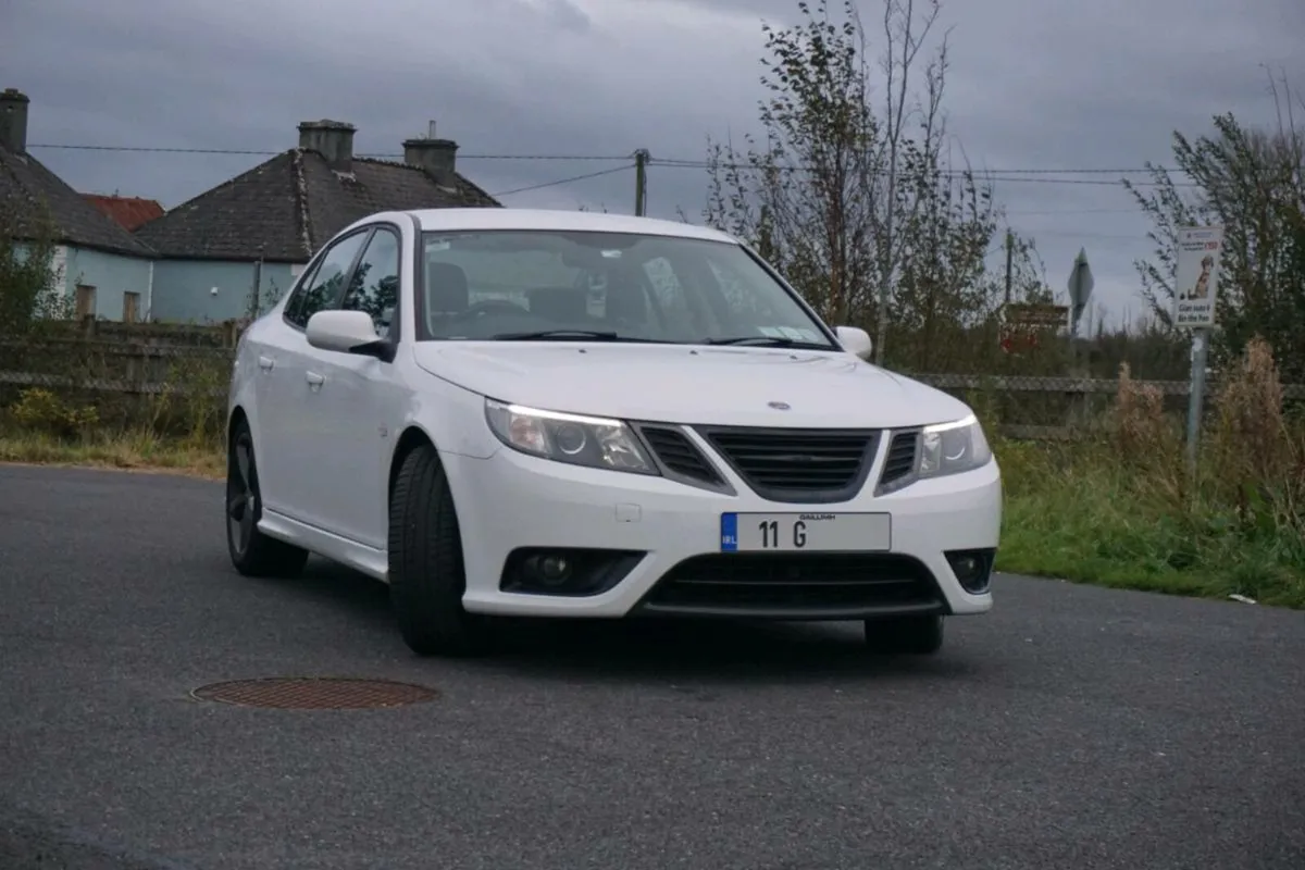 2011 Saab 9-3 1.9TTiD - Image 2