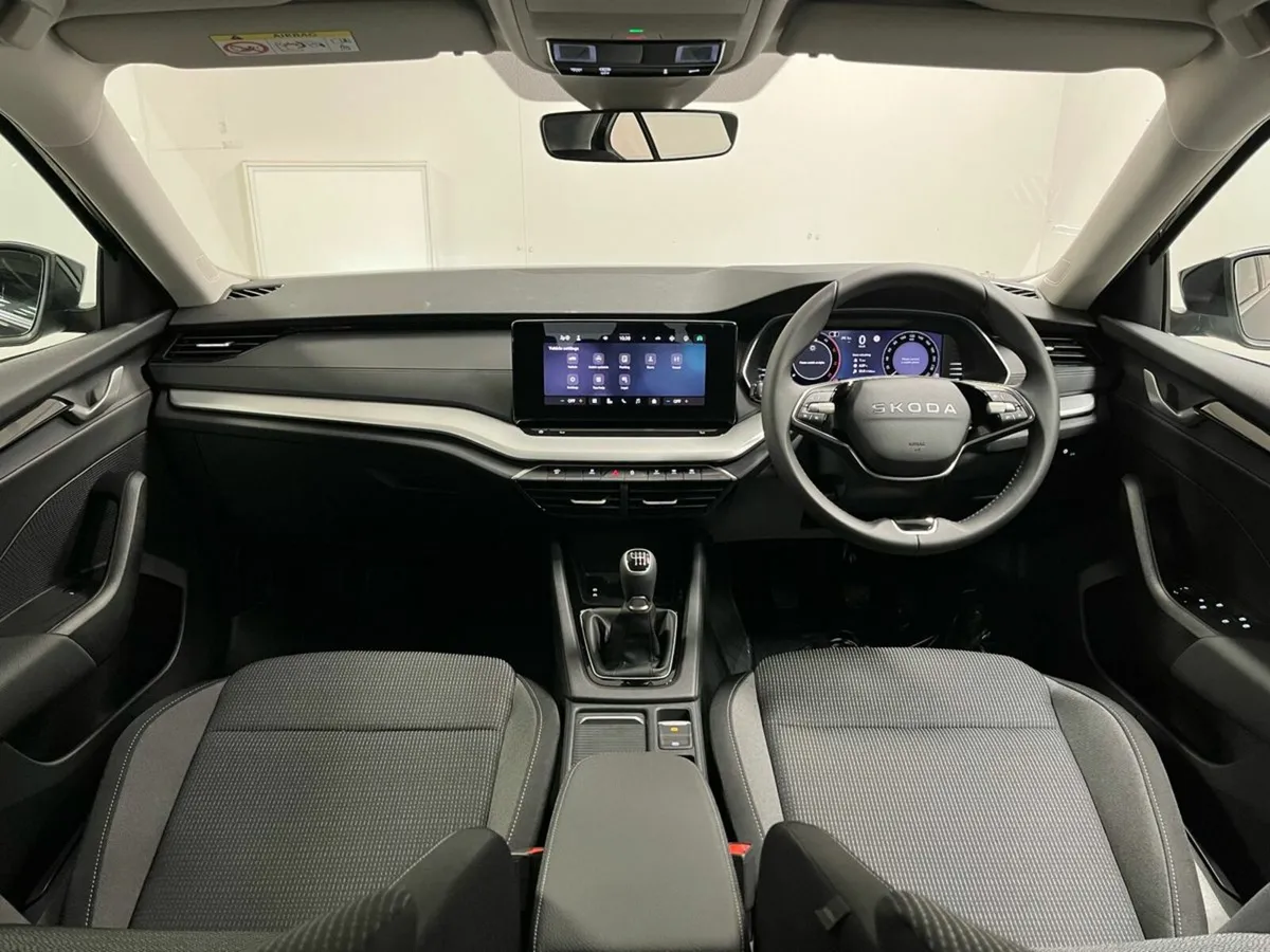 Skoda Octavia Selection 2.0TDI 115BHP - 321 OFFER - Image 4