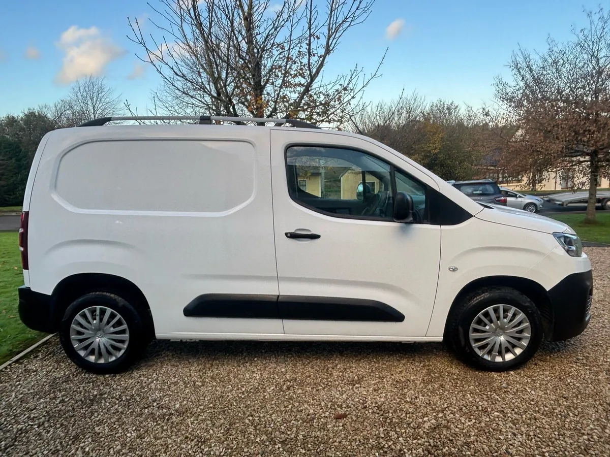 2019 Citroen Berlingo 1.5 enterprise - Image 2