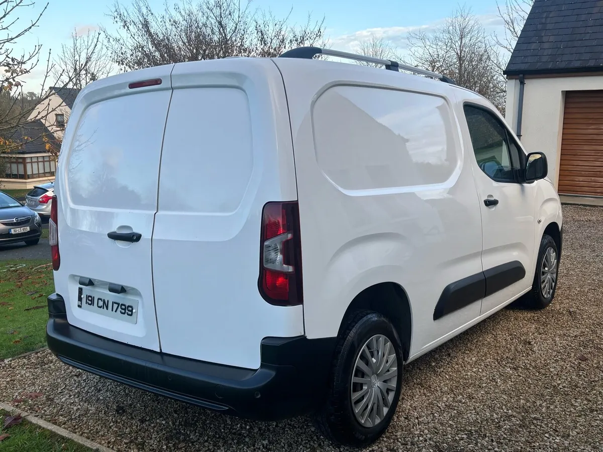 2019 Citroen Berlingo 1.5 enterprise - Image 3