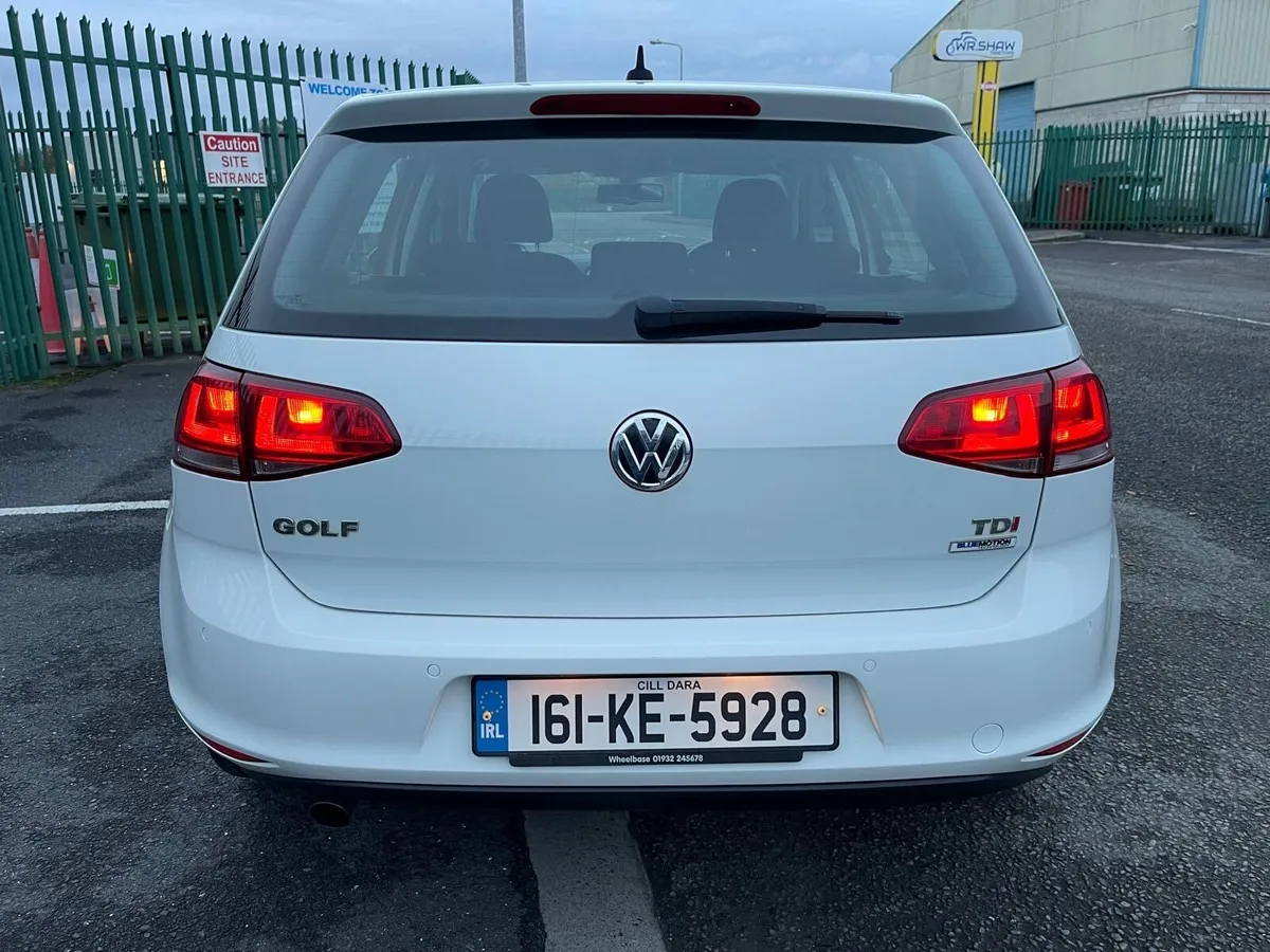 2016 Volkswagen Golf Automatic - Image 3