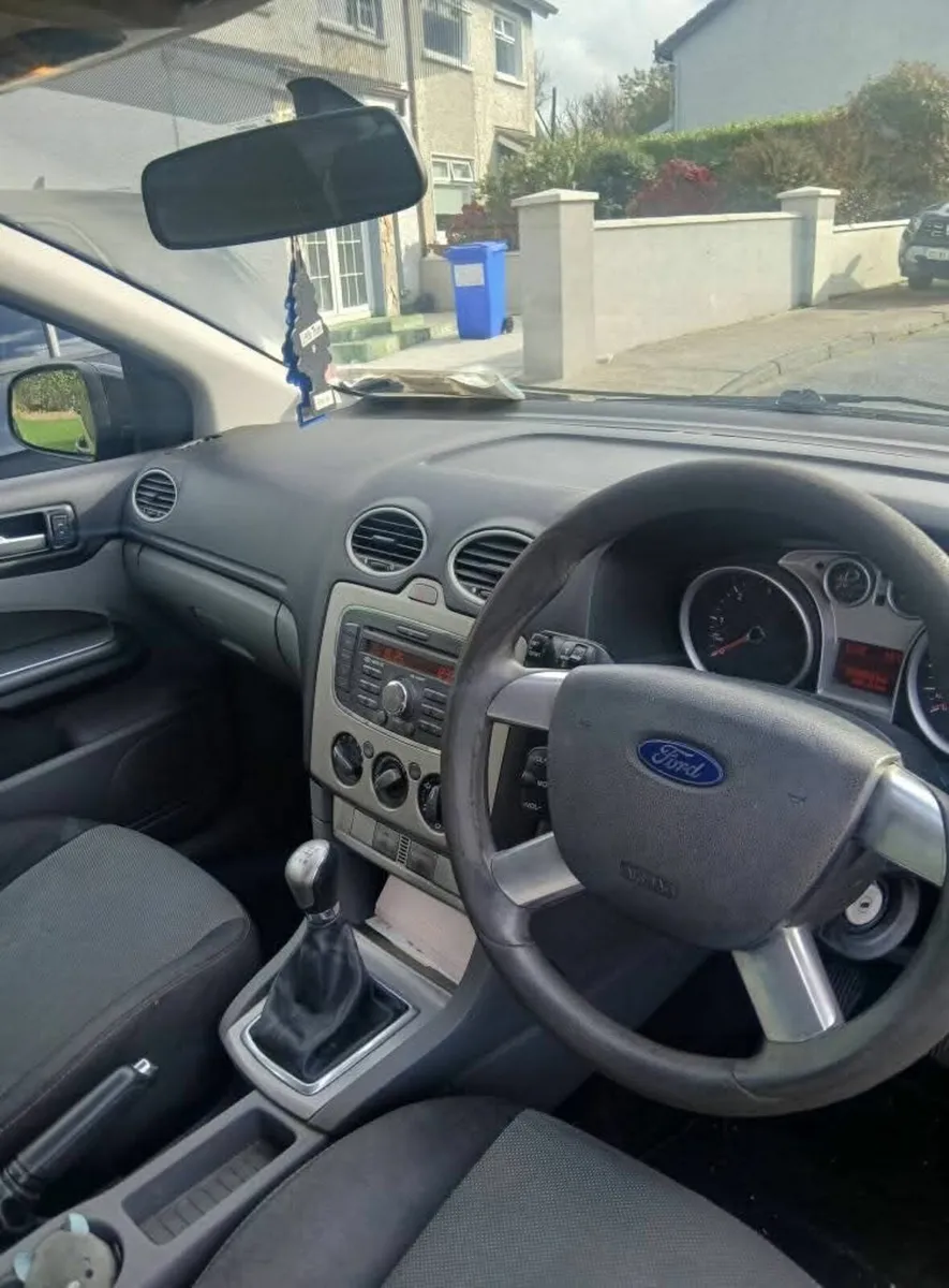Ford Focus 2011 - Image 3